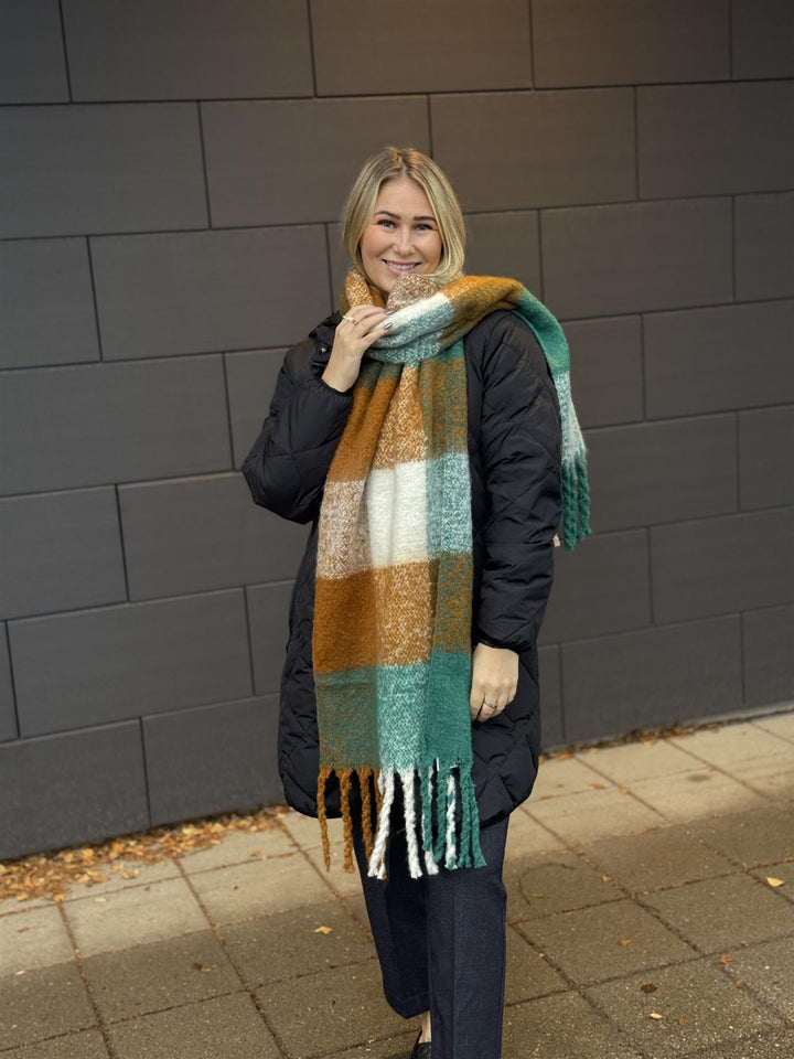 ICHI - Agge Fluffy Skjerf