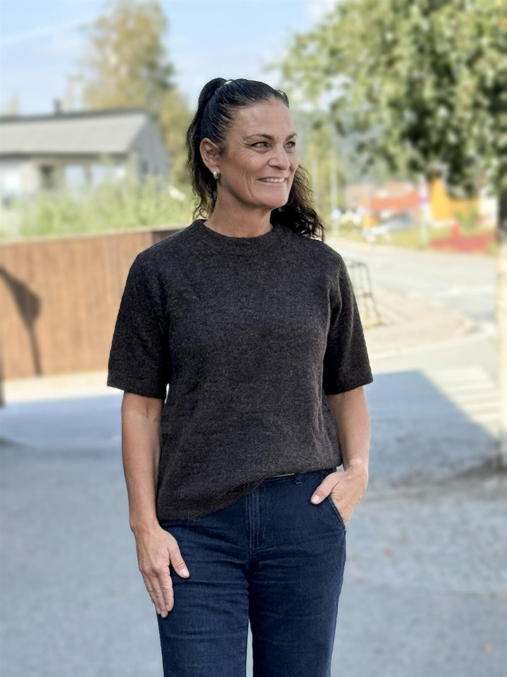 MY ESSENTIAL WARDROBE - TammieMW Strikkegenser