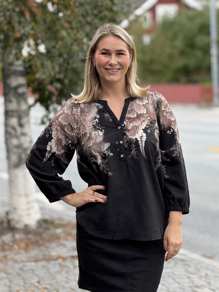 In Front - Miller Bluse