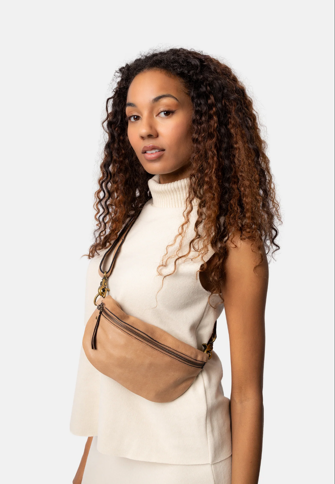 Redesigned - Gisela Bumbag