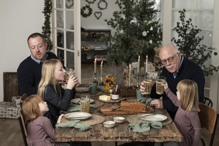 Ib Laursen - Rund Dekkebrikke i Jute