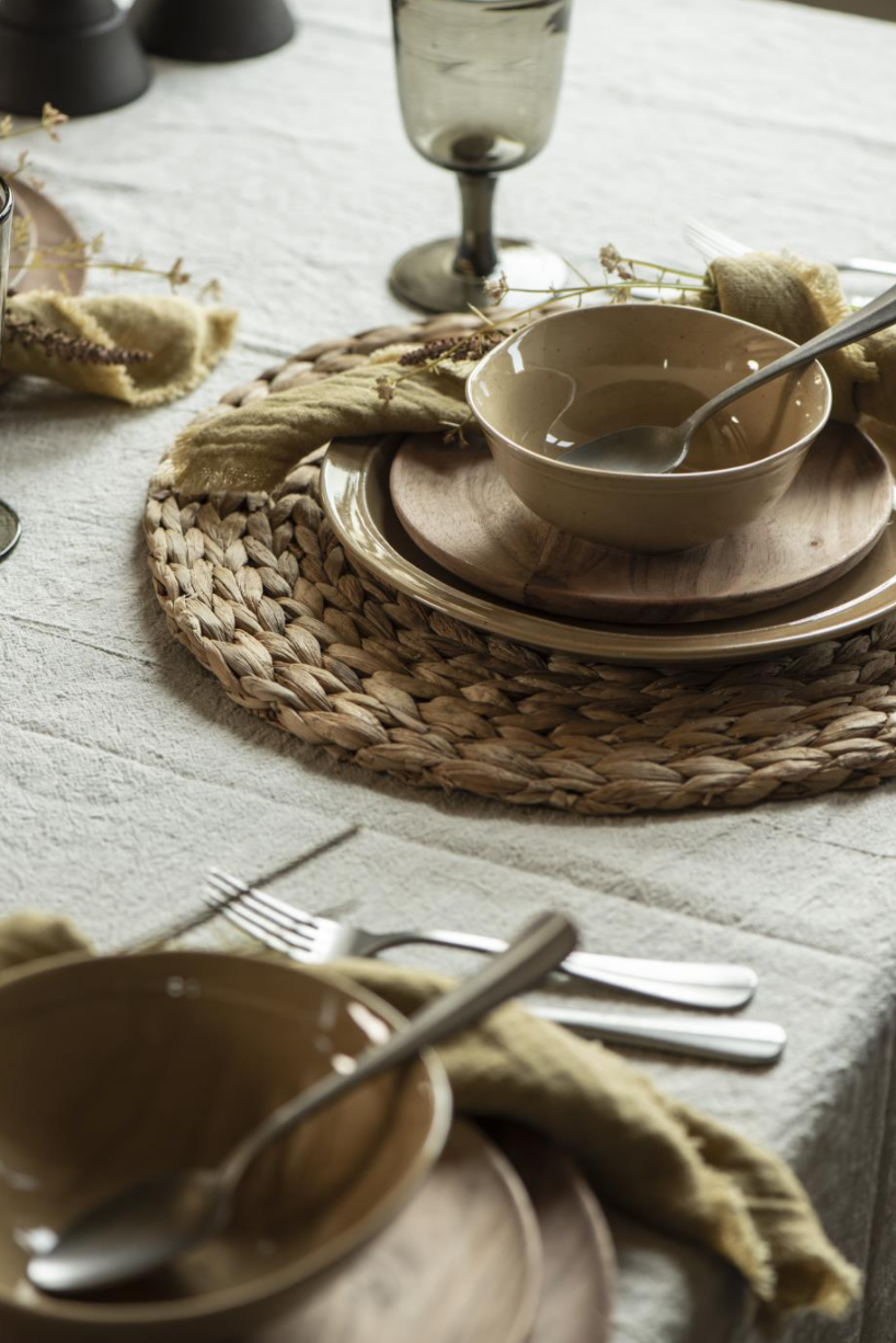 Ib Laursen - Håndlaget Dekkebrikke i Jute