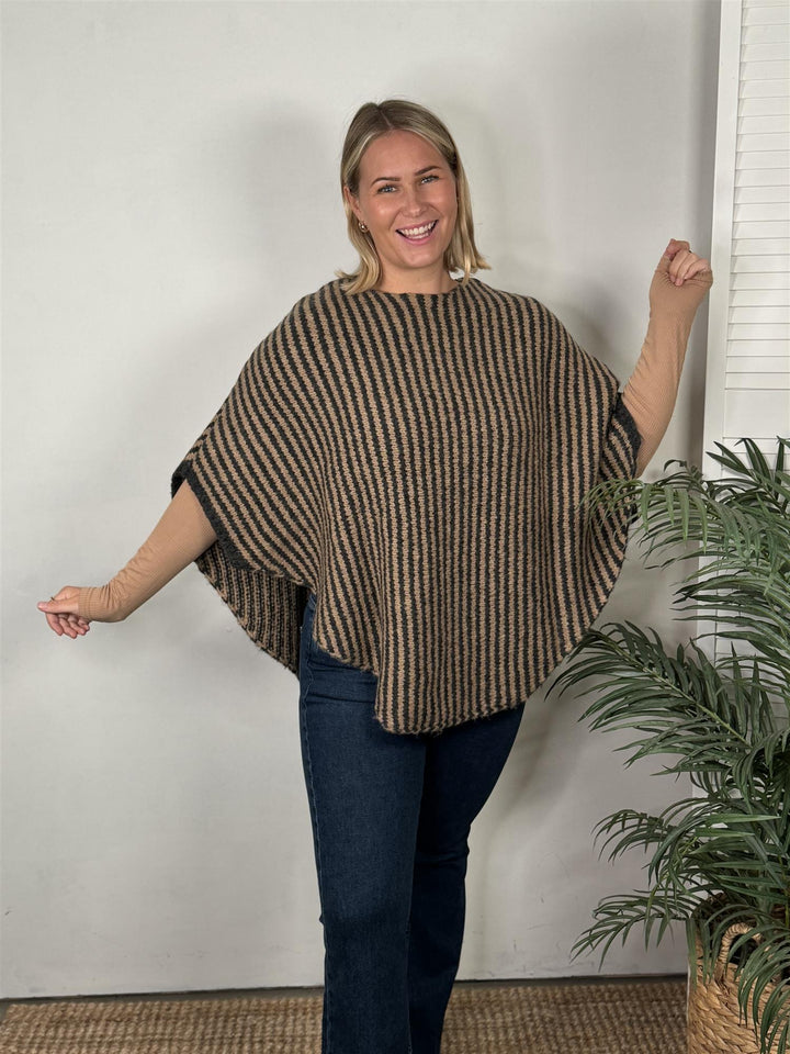 Black Colour - BCPELLA Stripete poncho
