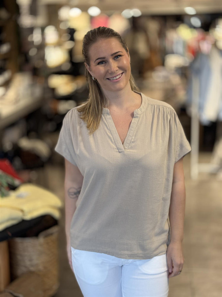 Kaffe Clothing - KAMILIA SL Bluse - Feather Gray