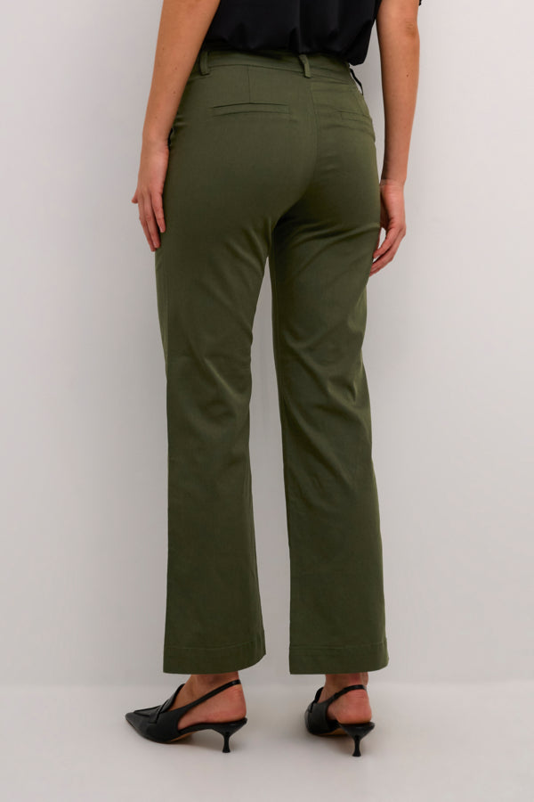 Kaffe Clothing - KAlea Chino Flared Bukse - Forest night