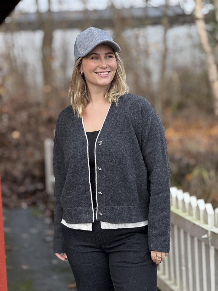 MY ESSENTIAL WARDROBE - MWTracy Cardigan