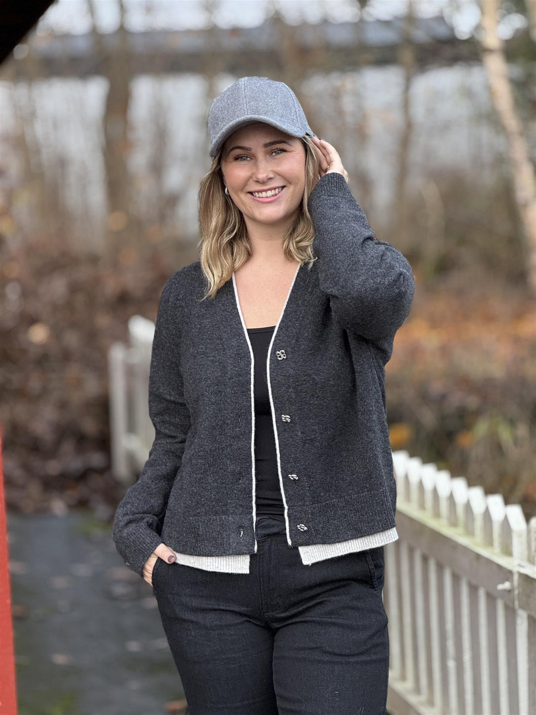 MY ESSENTIAL WARDROBE - MWTracy Cardigan