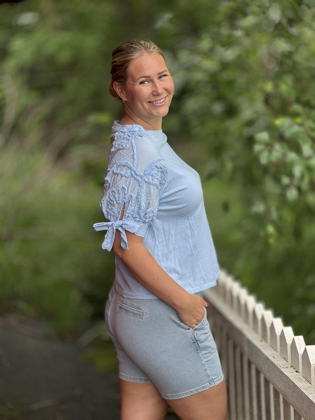 Drøbak Motehus - Donna topp - Lys blå