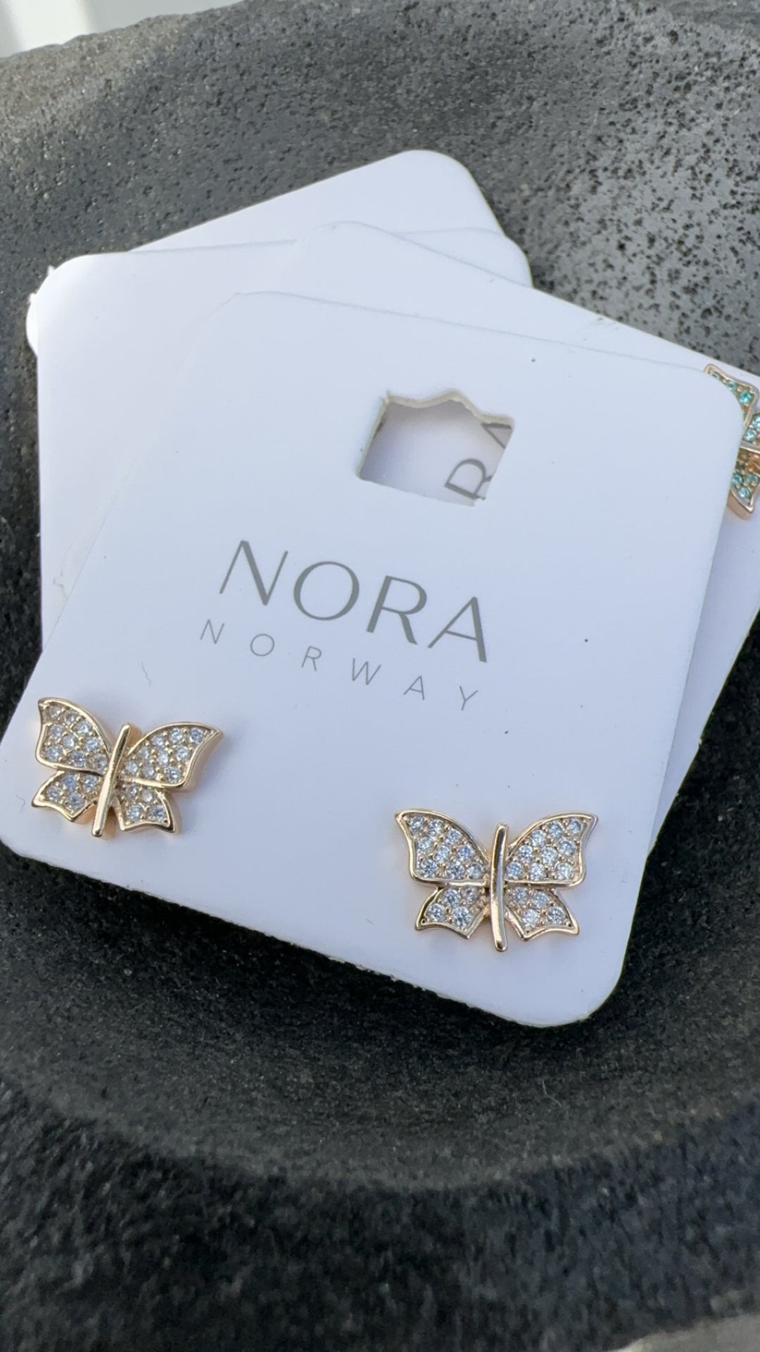 NORA Norway - Papillon øredobb - Sommerfugl - Clear