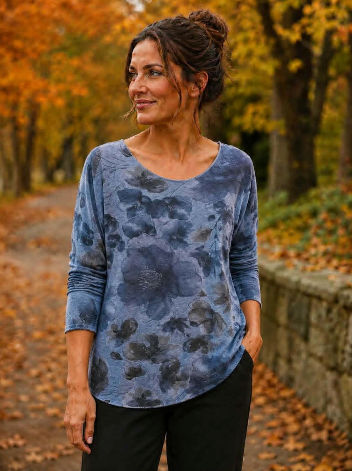 Eurasia - Myk Genser med Blomsterprint – Ull & Angora