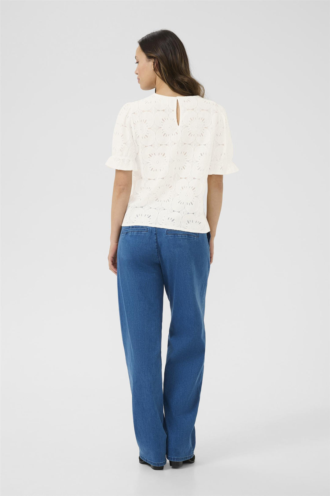 Cream - CRLibby Kortarmet Bluse med Blonder