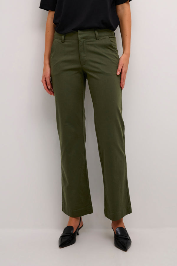 Kaffe Clothing - KAlea Chino Flared Bukse - Forest night