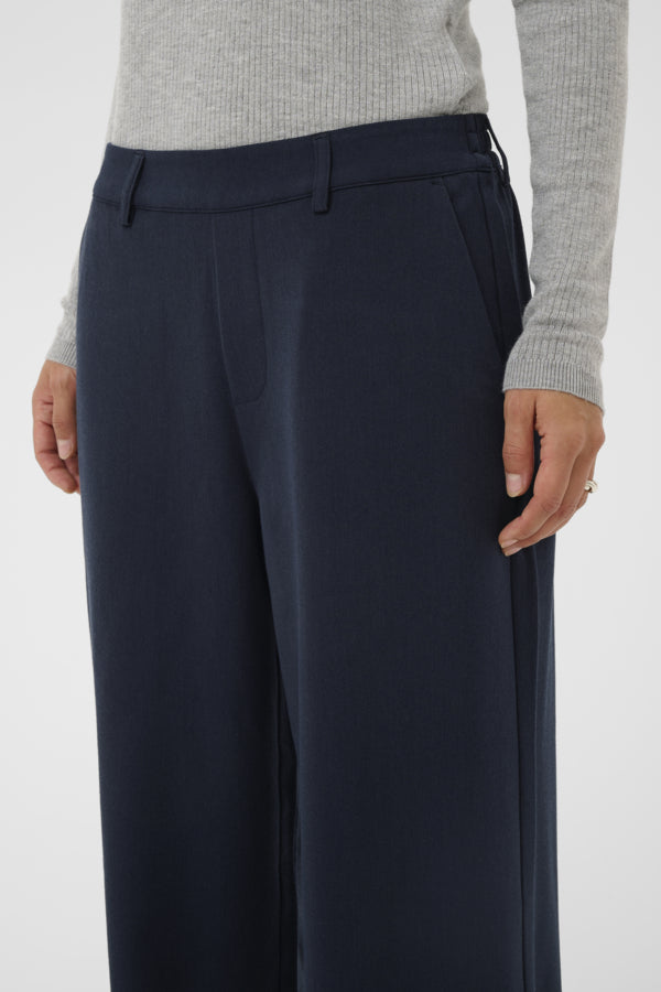 Kaffe Clothing - KAvalley bukser - Midnight Marine