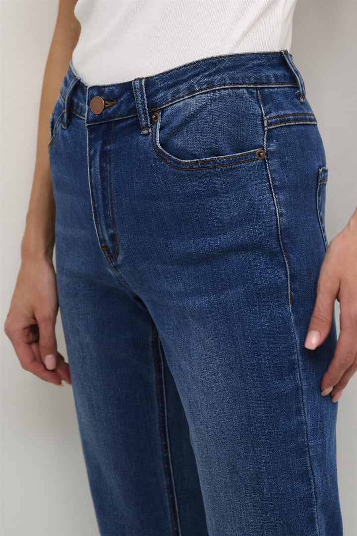 Kaffe Clothing - KASinem Straight Jeans - Medium blå